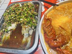 -李双猪·小龙虾·烧烤·羊肉煲(乐山店)