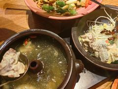 -云海肴·汽锅鸡·云南代表菜(天山百盛优客店)