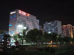 -万达广场(松江店)