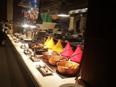 自助取餐区-西双版纳洲际度假酒店-海鲜傣味烧烤·侬香全日制餐厅