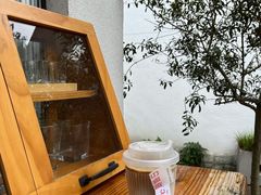 -Cafe In Little Forest