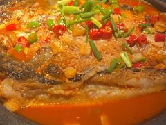 -鸣记脆皮烤鱼·海鲜烤鱼(三八广场店)