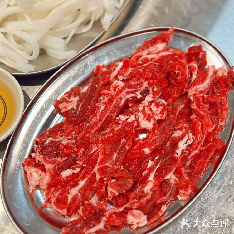 鲜香山果打边炉老广东街头味道来咯！