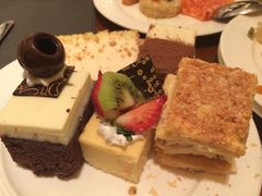 布朗尼、拿破仑、芝士蛋糕-岷山饭店-芝芝自助餐厅