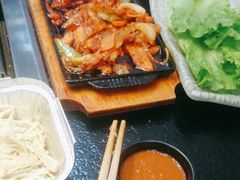 -臻牛烤肉