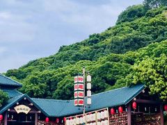 -龙凤山庄影视度假村