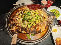 -辣尚瘾·烤鱼·新川菜(牡丹园直营店)