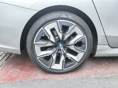 -倍耐力轮胎专卖店(碧云路店)