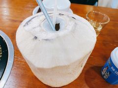 -老何家后安粉·糟粕醋海鲜火锅(三亚湾椰梦长廊店)