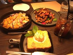 -来龙里 精致 东南亚餐室(万象城店)