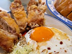 生炸鸡腿蛋饭-食运茶餐厅(文化宫店)