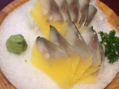 希鲮鱼刺身-襄阳富力皇冠假日酒店-大吉融合餐厅