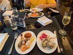 -圣丰索菲特·2 On 988 Café 自助餐厅