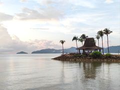 -Sunset Bar(丹绒亚路香格里拉店)