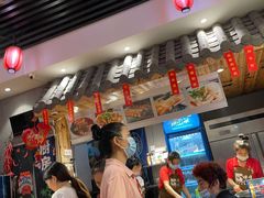 -爆炸头阿姨小四川正宗川味小吃(无任何分店)
