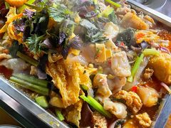 -后街佬·炭火鲜鱼杂(南城店)