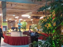 -红栌温泉山庄生态美食餐厅