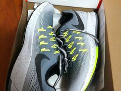 -SKECHERS 斯凯奇(上海国际时尚中心店)