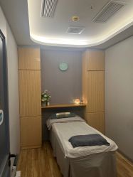 -PE SALON 