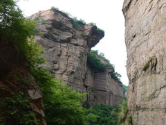-龙潭大峡谷