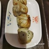 鱼丸很好吃。连千张包的馅料都那么瓷实。还真是老店
