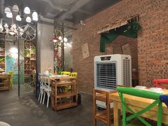 -小小河边鱼(天润城店)