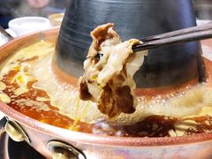 -思阁炭香火锅(学伟鑫城总店)