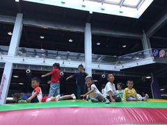 -蒙特利亲子乐园