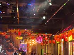 -喜鹊音乐酒馆(西街店)