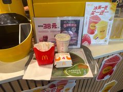 -麦当劳(中山公园龙之梦店)