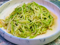 爆炒小瓜-浩海火燒雲傣家菜(芮欧百货店)