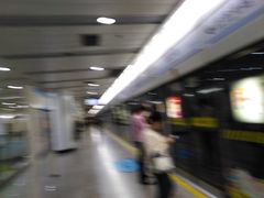 -陆家浜路(地铁站)