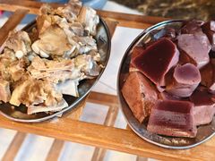 -老石黑山羊毛驴肉火锅(金凯广场店)
