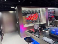 -ROG玩家国度(美罗城店)