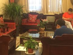 -鲁班小馆(政四街店)