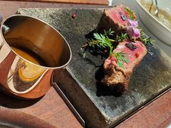 -Erman岩烧牛排(虹桥南丰城店)