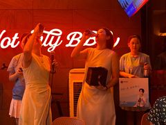 -何师烧烤Pro ·江湖川菜·小龙虾·精酿(太古里旗舰店)