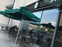 -星巴克臻选(嘉兴海宁银泰城店)