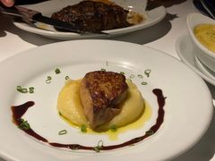 香煎鹅肝-茹丝葵经典牛排馆(上海外滩店)