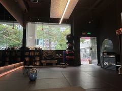 -TOP健身私教工作室(侨香店)
