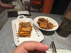 -威记烧嘢·南宁烧烤·超级生牛(绿地店)