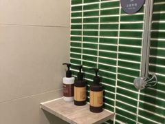 -艾豪森酒店(西安大雁塔大唐不夜城店)