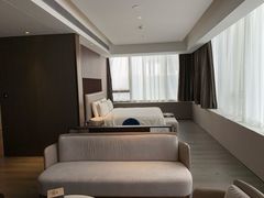 -深圳罗湖水贝IBC亚朵酒店