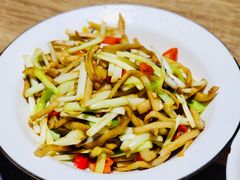 韭黄杏鲍菇-建辉湖南土菜馆(南大街店)