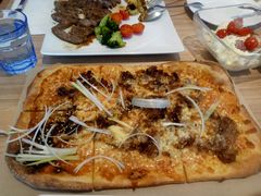 炙烤澳洲牛肉比萨-必胜客(茂业店)