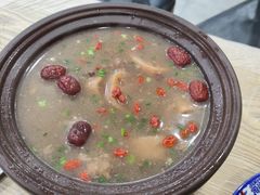 -江城燕子大排档(江汉路步行街店)