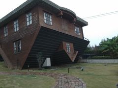 -金山农民画村-枫泾波兰倒置屋