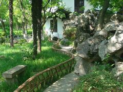 课园假山后通往藕香阁的道路-朱家角课植园