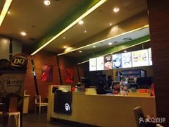 -DQ·蛋糕·冰淇淋(周浦万达店)