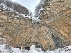 -抱龙峪